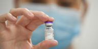 apariția vaccinurilor adaptate la varianta Omicron