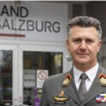 Colonelul Peter Schinnerl a început cu a patra doza de vaccin la Salzburg