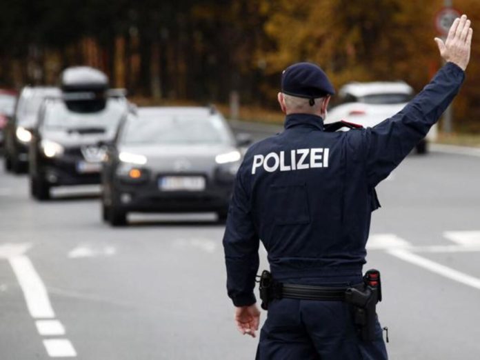 polizia austria sute de amenzi