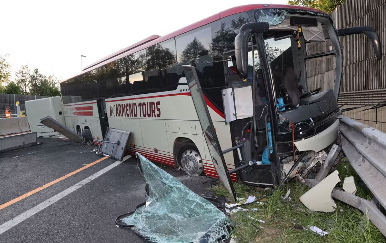 autocar accident grav austria