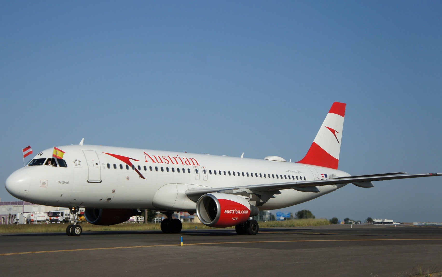 Zeci de zboruri anulate de Austrian Airlines