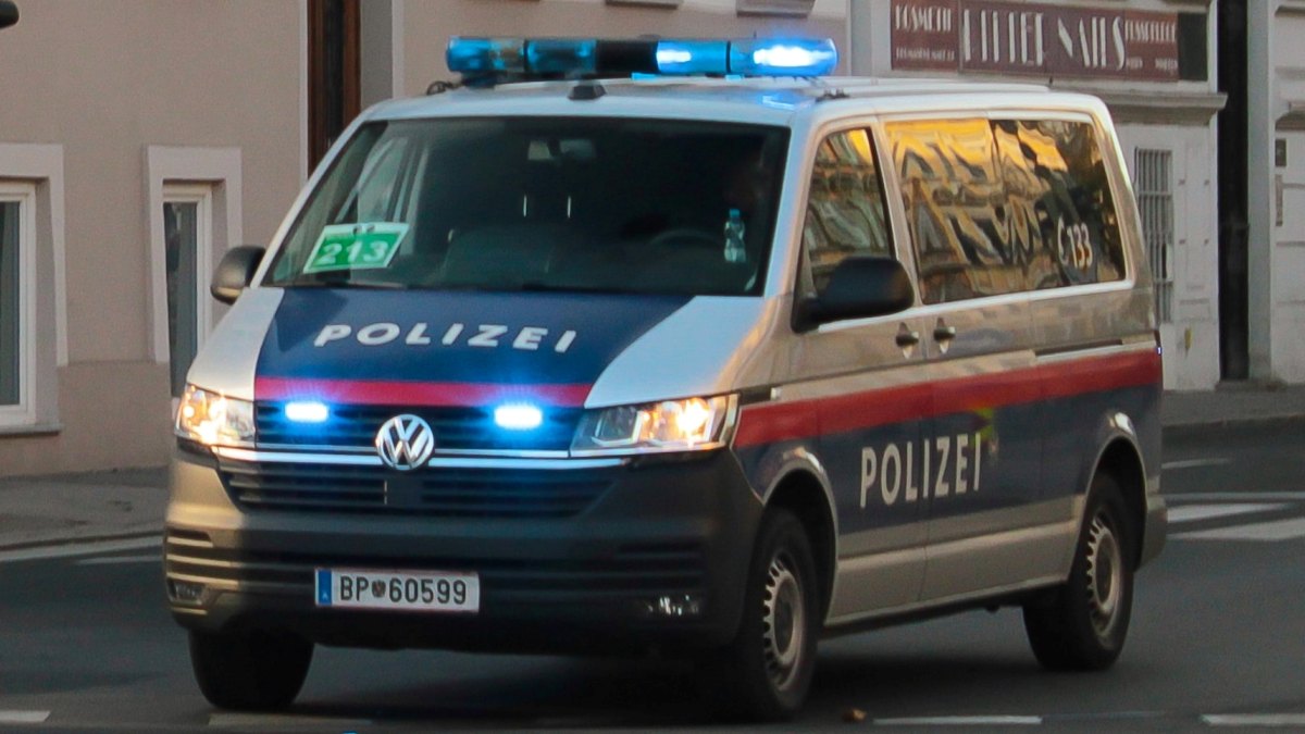 Cetățean româno-sârb arestat în Austria
