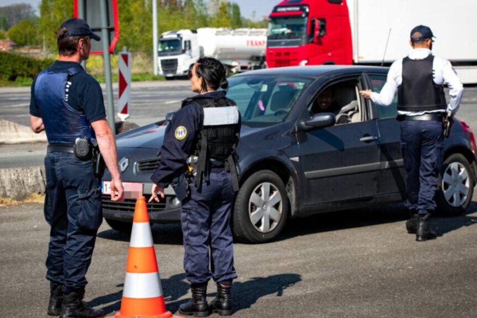 Franța introduce controale la frontieră