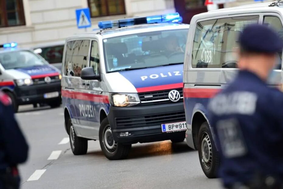Alertă cu bombă la o universitate din Viena
