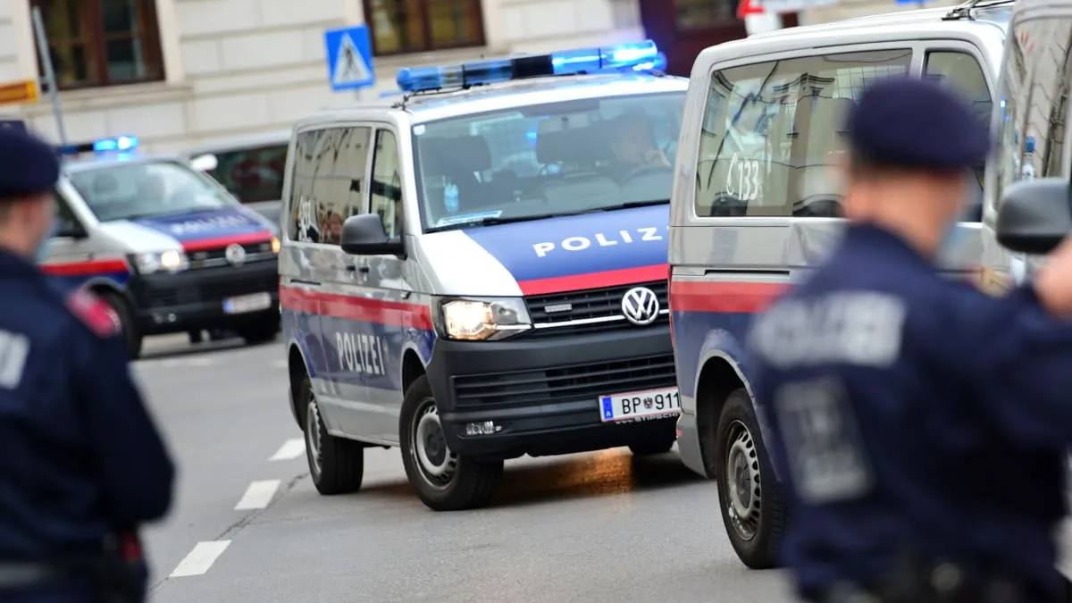 Alertă cu bombă la o universitate din Viena