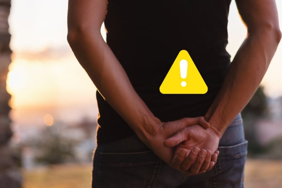 Trăsăturile oamenilor care ţin mâinile la spate