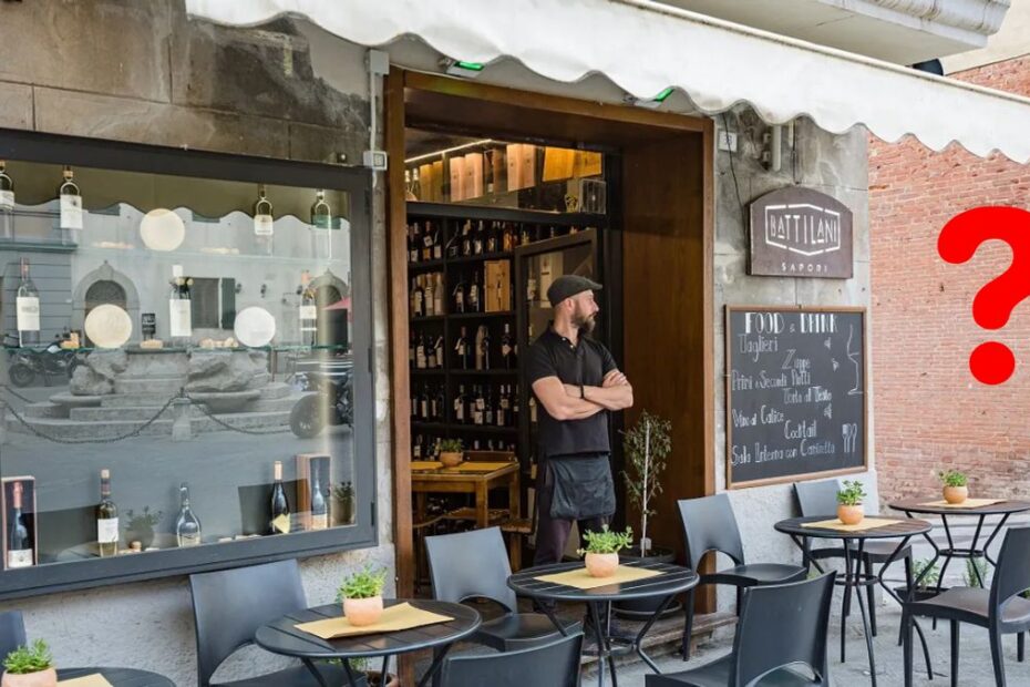 Semnalul chelnerului pe care mulți turiști îl ignoră