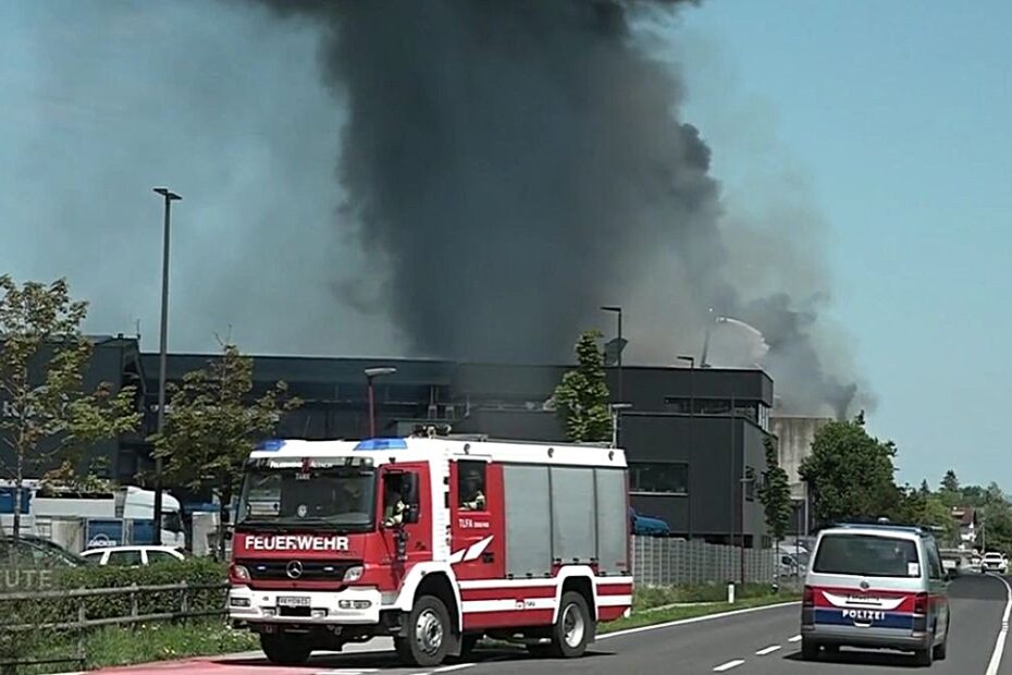 Incendiu major în Austria fabrica reciclare Gotzis