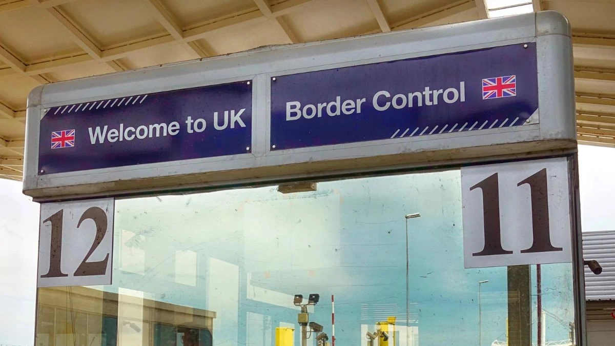 Reguli mai stricte în Marea Britanie privind dreptul de ședere pentru cetățenii UE