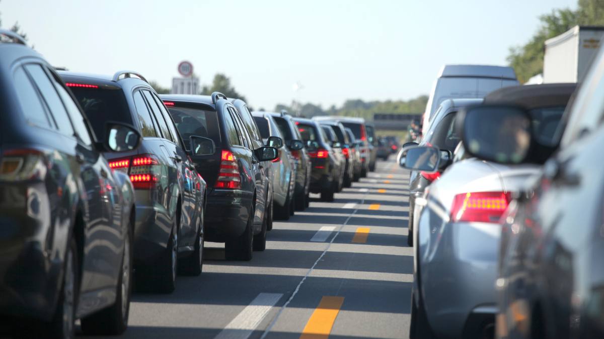Austria intră în blocaj de Rusalii