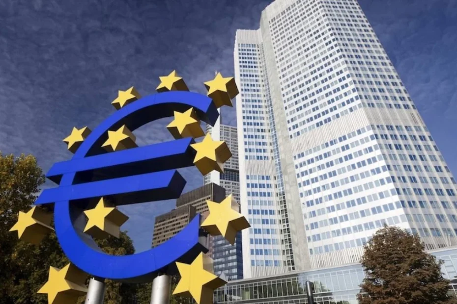 Euro își schimbă bancnotele: când apar noile modele în Austria