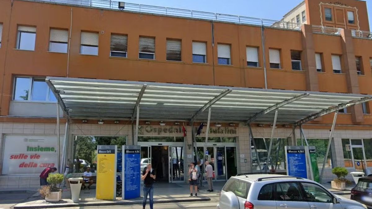 O fetiță austriacă de patru ani a murit după un accident de înot . Imagine: intrarea în spital