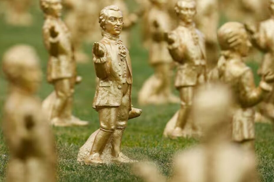 figurine aurii Mozart furate la Salzburg