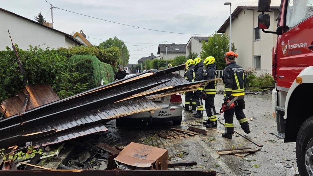 Tornadă în Austria, acoperișuri smulse