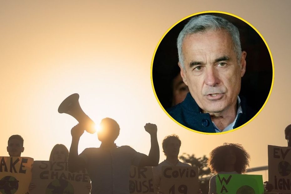 Românii ies în stradă în diaspora după arestarea lui Călin Georgescu – imagine ilustrativă cu protestatari